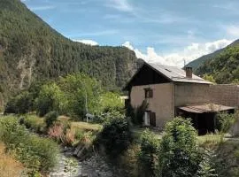 Maison de montagne 2 à 8 couchages proche Barcelonette
