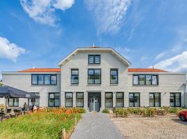 Strandhotel Wemeldinge，位于韦默尔丁厄的酒店