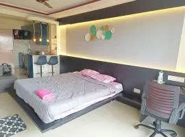 Siddha Xanadu Studio 310, Poolside Near Airport, CC2 Mall