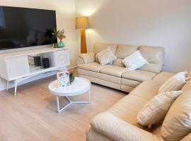 50 meters to the beach Hargraves Beach Cottage，位于Norah Head的酒店