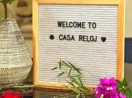 CASA RELOJ