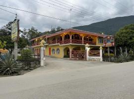 Hotel Hacienda Huasteca，位于Aquismón的酒店