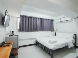 GO INN Rama3 โกอินน์ พระราม3，位于邦空的酒店
