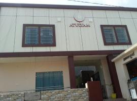 Hotel Atulyam Gorakhtilla Road Gogamedi，位于Nīthrāna的酒店