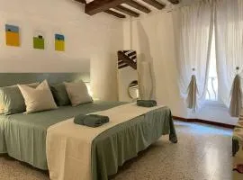 Casa storica nel cuore di Pisa - Lungarno