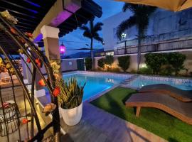 Palazzo 1 HotSpring,3Bedrooms 35to40pax, Pansol Calamba，位于潘索尔的别墅