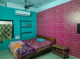 JHARANA GUEST HOUSE