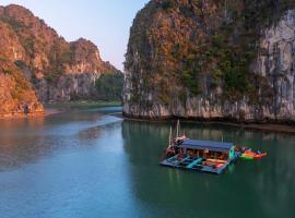 Eco Floating Farm Stay Cai Beo，位于吉婆岛的乡村别墅