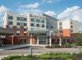 Hyatt Place Cincinnati/Sharonville Convention Center，位于沙伦维尔的酒店