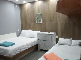 HYTON GRAND，位于Urapakkam的酒店