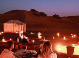 Best Desert Luxury Camp，位于梅尔祖卡的酒店