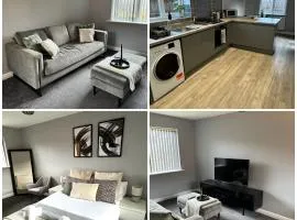 Lux 3 Bed 10 mins from Centre - Parking & Netflix