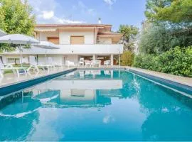 Zacchitella Garden House