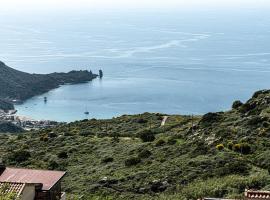 La Casa del Panza con vista mare，位于Giglio Castello的酒店