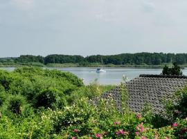 Ferienhaus Blick auf die Müritz，位于Sietow的度假屋