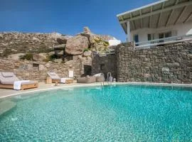 Breathtaking 6 Bed in Platis Gialos