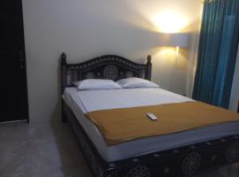 Bebaloeng Masbagik Guesthouse，位于Masbagik的旅馆