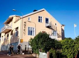 Adels Hotel