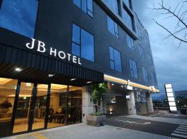 JB Tourist Hotel，位于大邱大邱国际机场 - TAE附近的酒店