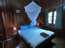 Ratanakiri Lakeside Homestay & Tours，位于邦隆的酒店