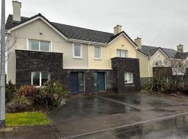 6 Knightshaven Holiday Village - Valentia Island，位于Knights Town的酒店