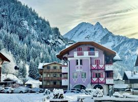 B&B Cèsa Planber Mountain View SKI-IN SKI-OUT，位于卡纳泽伊的酒店