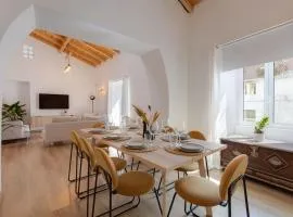 Renovated historic ~Large & Cozy ~Casa Nespereira
