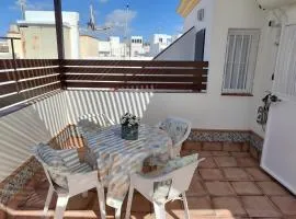 Mina42 by 7Escalones