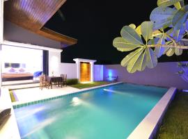摇椅泳池别墅，位于查汶的度假短租房