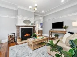 Kurrajong Holiday House - 1 Bedroom apartment