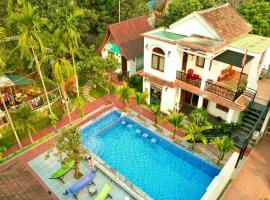 Tropical Valley Homestay - Villas，位于峰牙的酒店