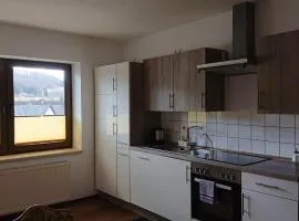 Ferienwohnung Angelburg - Marburg Biedenkopf mit Balkon und Badewanne