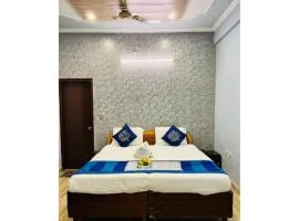 Hotel Kamesh Hut, Varanasi