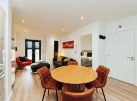 Solihull Modern Living - 1 Bed Apartment