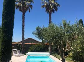 Gîte : La cave des Violettes，位于Lespignan的酒店