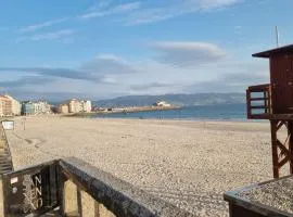 Apartment 2 minutes from Silgar Beach