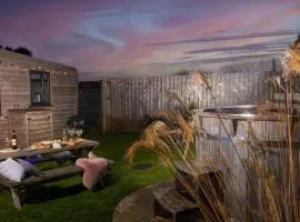 Chalet Wheal Prosper Hot Tub Lodge by Interhome