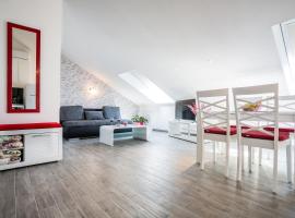 Apartments House Đurđica，位于波尔的酒店