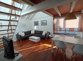 Inmocyma Los Escuadros-Benasque，位于贝纳斯克的宠物友好酒店