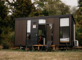 Bronte Tiny House，位于Mahana的小屋