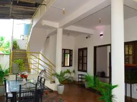 White Villa Hotel