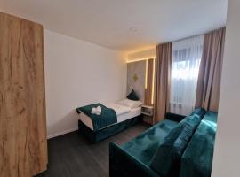 Lilium Resort Hotel & Restaurant，位于巴特罗达赫的酒店