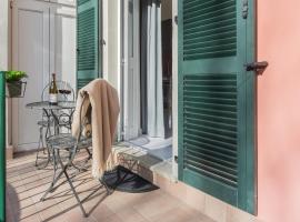 Cernobbio Dream Suites by Rent All Como，位于切尔诺比奥的酒店