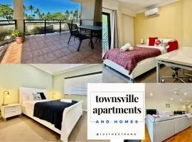 Lighthouse Apartments on The Strand - 3bedroom