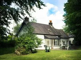 Garden Cottage Newcastle Emlyn