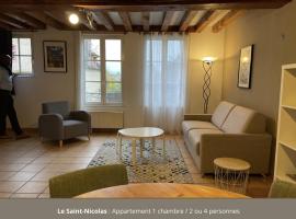 Appartement le Saint-Nicolas Auxerre Les Quais，位于欧塞尔的酒店