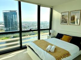 Free Parking Private Room in Docklands - Amazing View - Shared Washroom，位于墨尔本的酒店