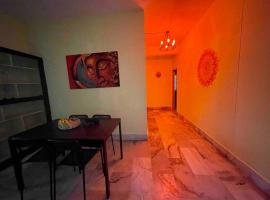 Beautiful 2bhk centrally located with free parking，位于海得拉巴的酒店