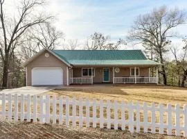 5 Bedroom Vacation Home Next To Silver Dollar City