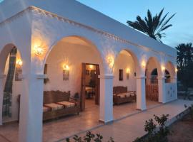 Djerba rêve vacances Noura，位于米多恩的酒店